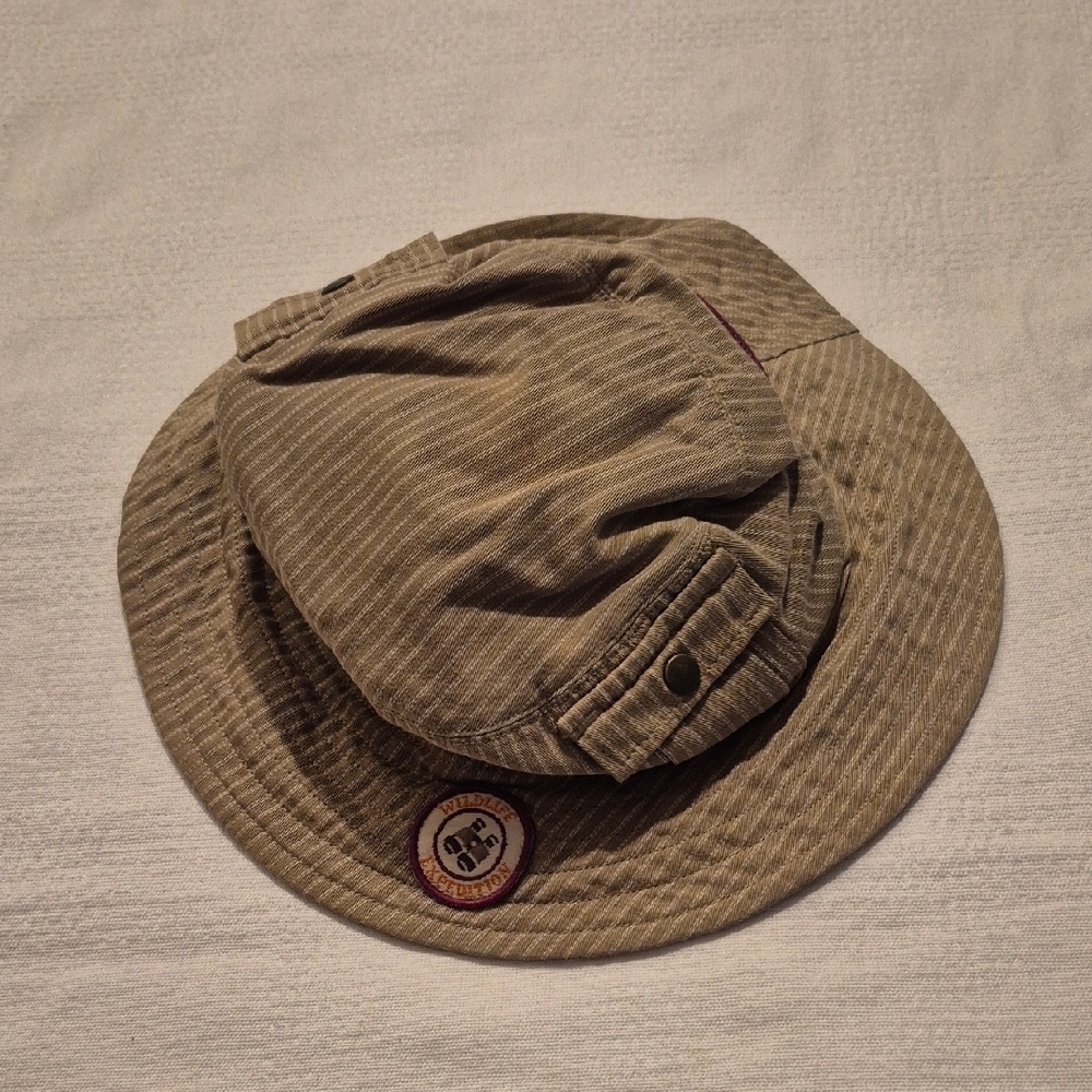 Janie and Jack boys 2T - 3T tan & white stripe 2007 GUC